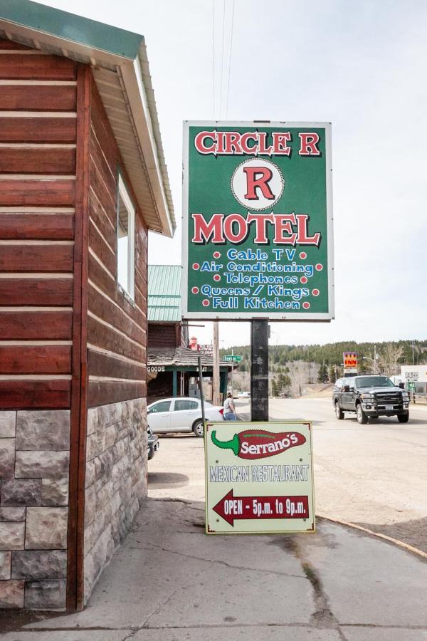 Circle R Motel East Glacier Park Village Экстерьер фото