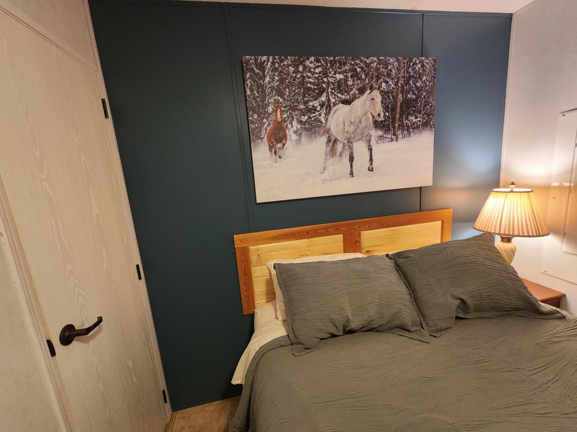 Circle R Motel East Glacier Park Village Экстерьер фото